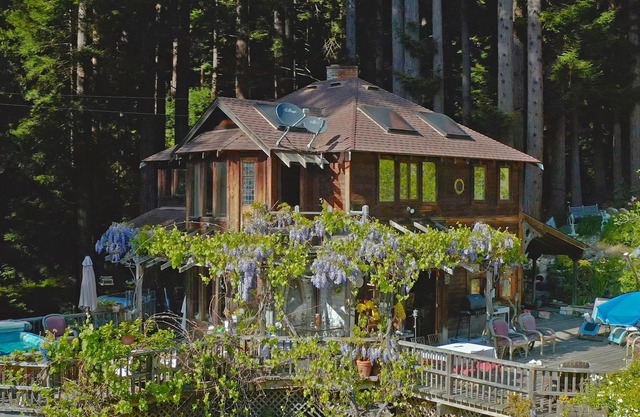 Casa de 4 dormitorios y 3 baños en el majestuoso bosque de secoyas, montañas de Santa Cruz