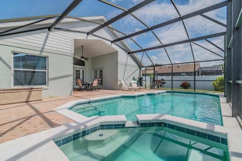 Santee Villa