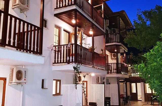 Santo Akyaka Home