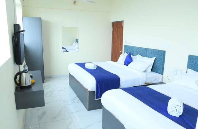 SanvaLuxuryRoom By Royal VIP Hospitality