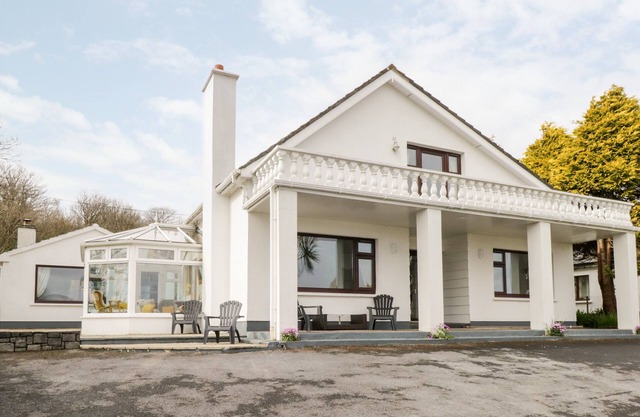 SAOIRSE, family friendly, with open fire in Bangor Erris, County Mayo