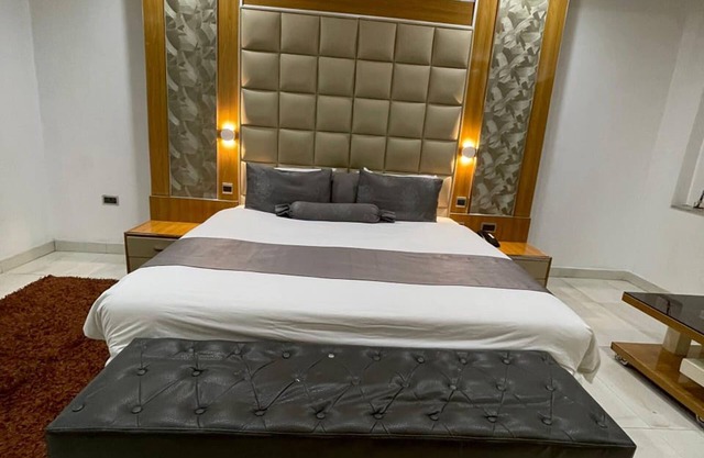 Sapphire Hotel and Apartments