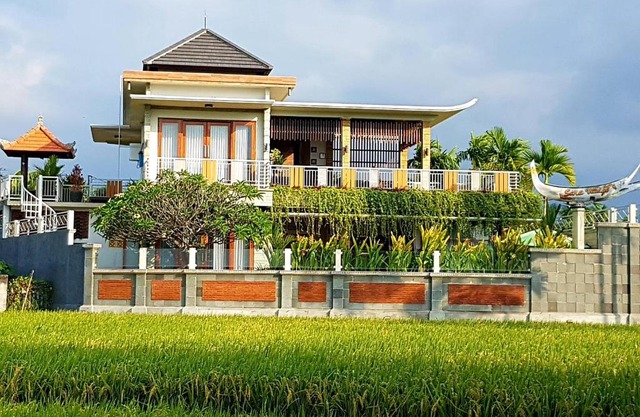 Sara Village
