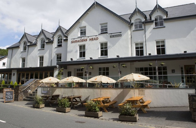 Saracens Head Hotel
