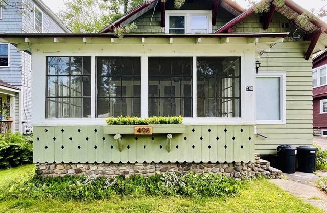 Saranac Lake Village Cure House