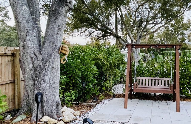 Tuttle Bay Getaway Unit B