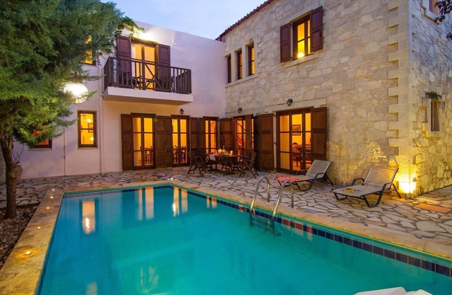 Sarris Villa