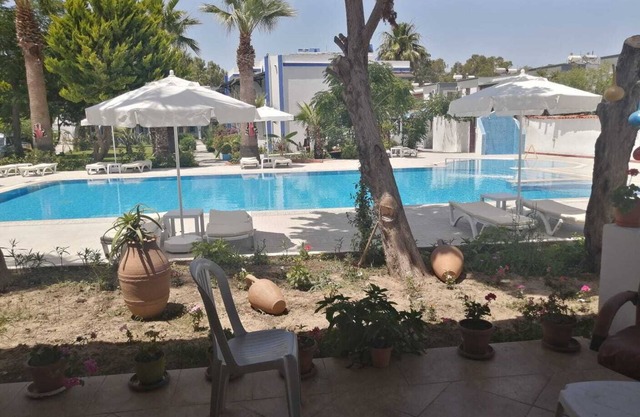 Sarsilmaz Otel