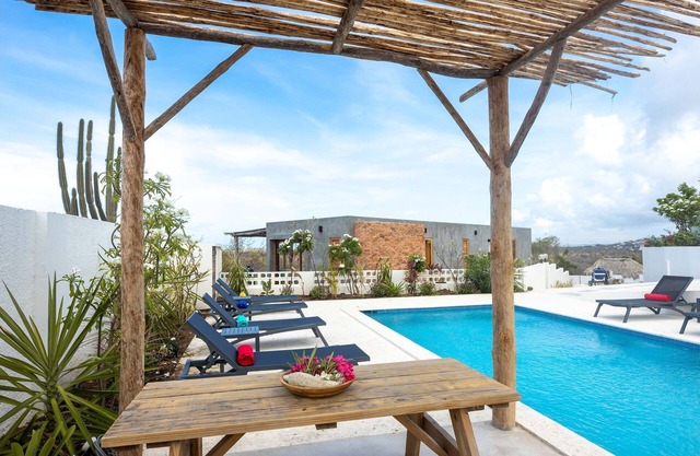 Sasha Apartment - Panoramic View With Pool