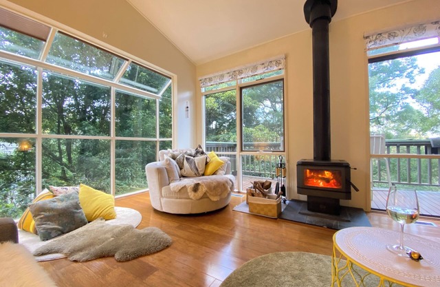 Sassafras Treehouse in The Dandenong Ranges, Victoria