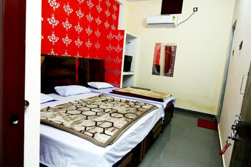 Sati tourist lodge