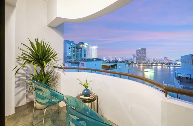 Satya Da Nang Hotel Han Market