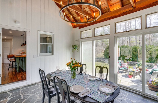 Saugerties Farmhouse: Sauna & Countryside Views
