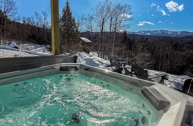 Sauna, Hot Tub, Game Room & Mountain Views