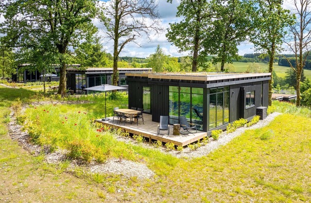 Alojamiento en un albergue con sauna y vistas a la colina