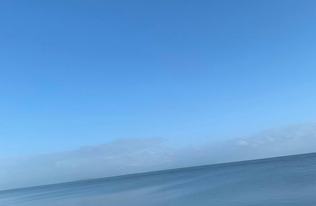 SAUNDERS BEACH, TOWNSVILLE SEASIDE SUBURB 150 M TO THE BEACH
