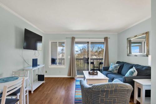Savannah Beach & Racquet Club 324A