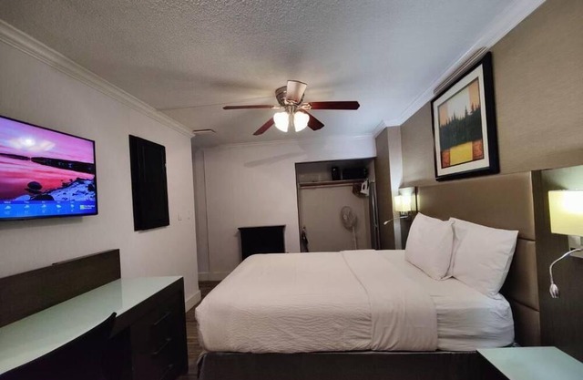 Savor the elegance of a classic escape in our vintage-style hotel!