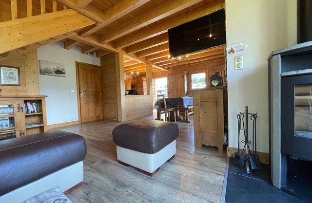Chalet Savoyardo con Jardín, Estufa y WIFI