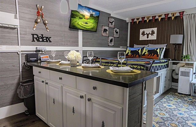 SC 2209: Your cozy summer oasis with bunk beds and pool!