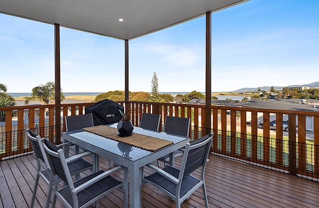 Scamander Beach Luxury
