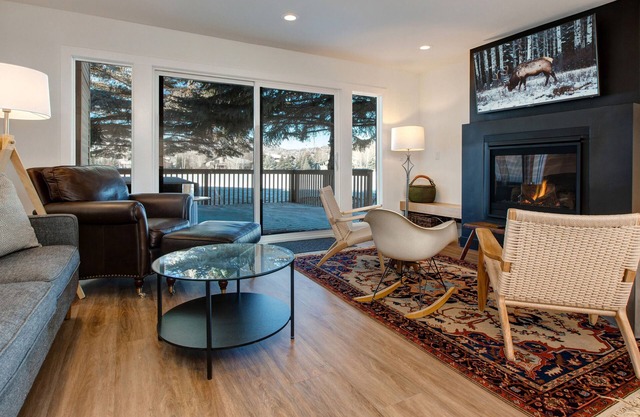 Scandinavian 72 Vantage Condo with Private Hot Tub by RedAwning