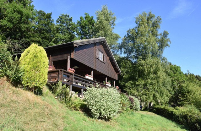 Chalet escandinavo, ambiente cálido, para los amantes de la naturaleza.