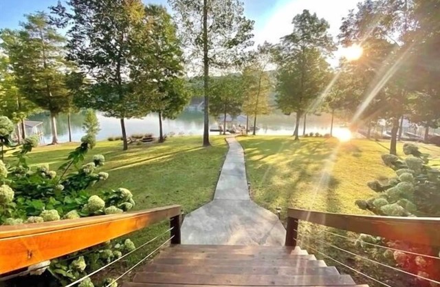 4BR Lakeview Escape | Dock Access, Kayak & Firepit