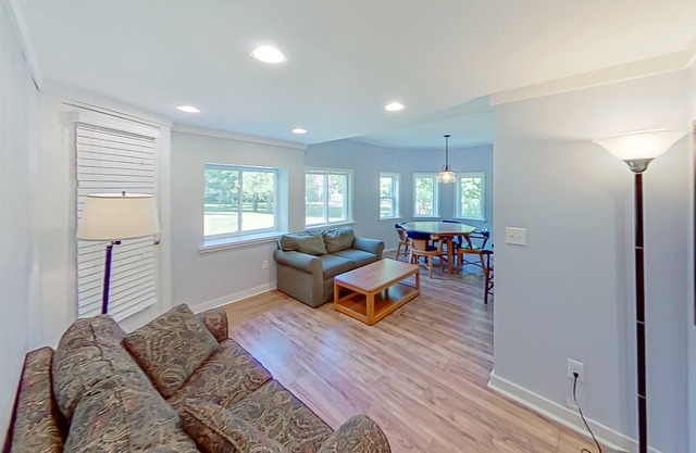 Scenic and updated stay near the lake with a firepit, & basketball court access