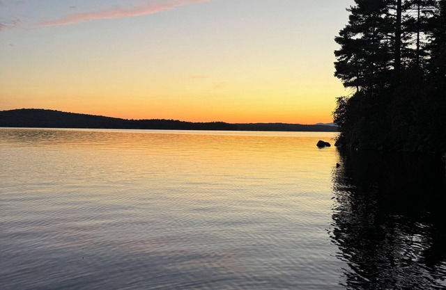Schoodic Lake House: 2-bedroom, 1 bath, w/AC