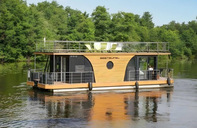 Hermoso barco en Havelsee OT Kützkow