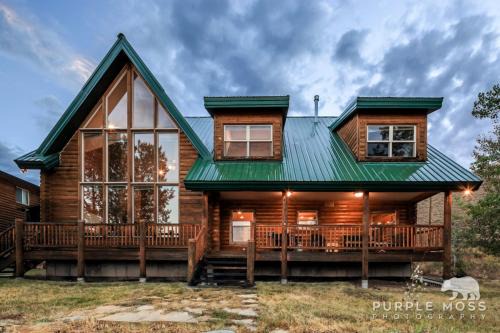Scofield Lakefront Cabin with private dock