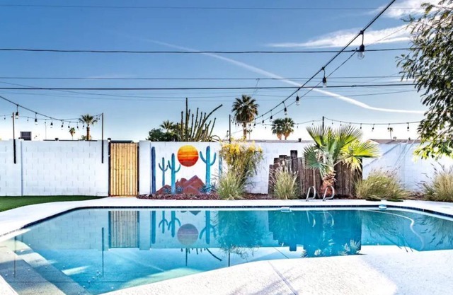 **Scottsdale Paradise with pool close to Old Town!