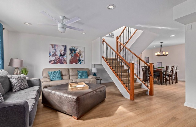 Perfecto 2 dormitorios 2. 5 baños Scottsdale Townhome
