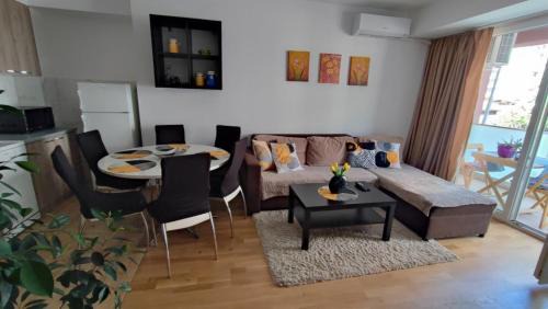 SDN Apartment
