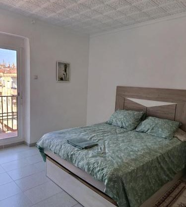 Se alquila habitaciones en piso Compartido SIn ASCENSOR ELDA