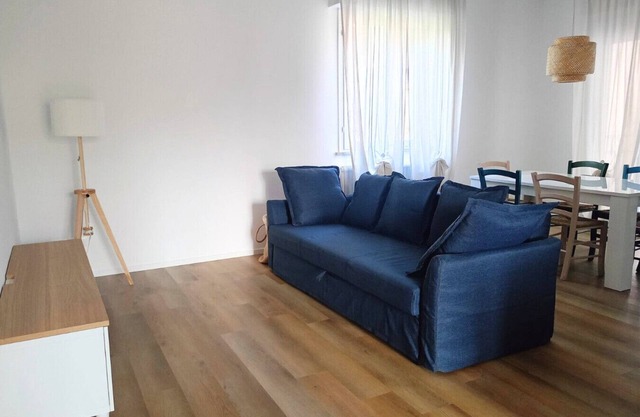 SE145 - Senigallia, brand new three-room apartment with air conditioning