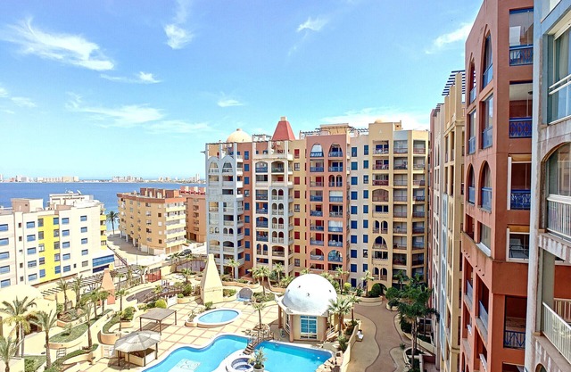 Vistas al mar y a la piscina, 2 piscinas, cerca del mar