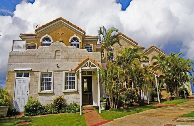 Sea Bliss, Barbados ·-3 B/R Villa w/ staff