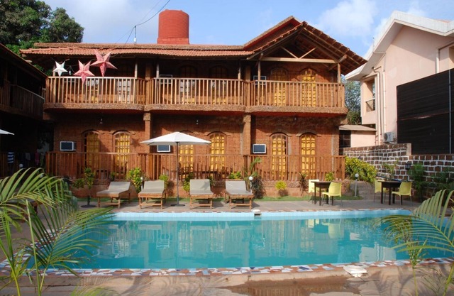 Sea Breeze Beach Resort Candolim