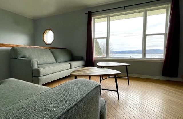 Sea Breeze Cottages