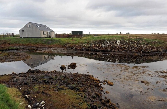 SEA BREEZE, family friendly, with a garden in Creagorry
