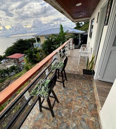 Sea Breeze inn