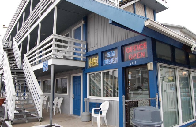 Sea Breeze Inn