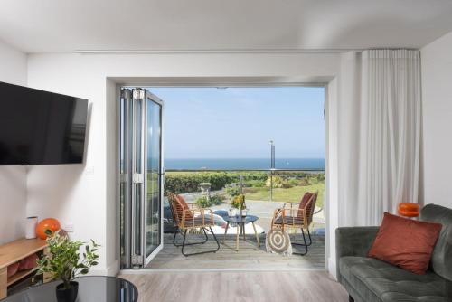 Sea Breeze, Newquay