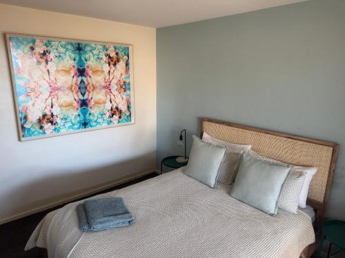 Sea Breeze with City Ease