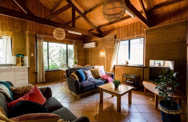 Sea Escape Studio - Beach Hideaway in Prevelly