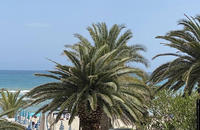 Sea Front Apartment