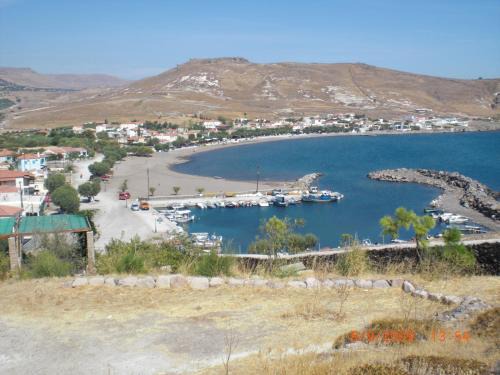 Sea Front two bedroom House in Lesvos
