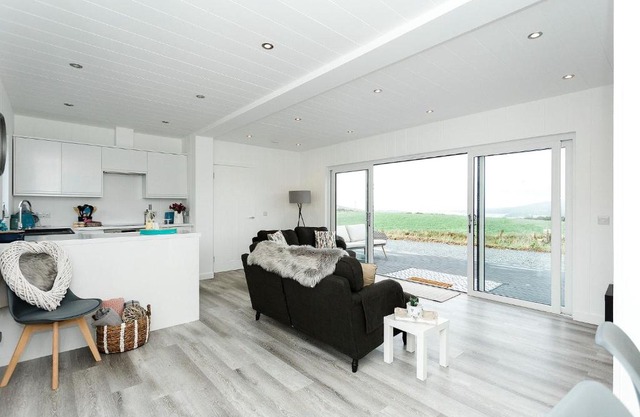Sea Glass Lodge